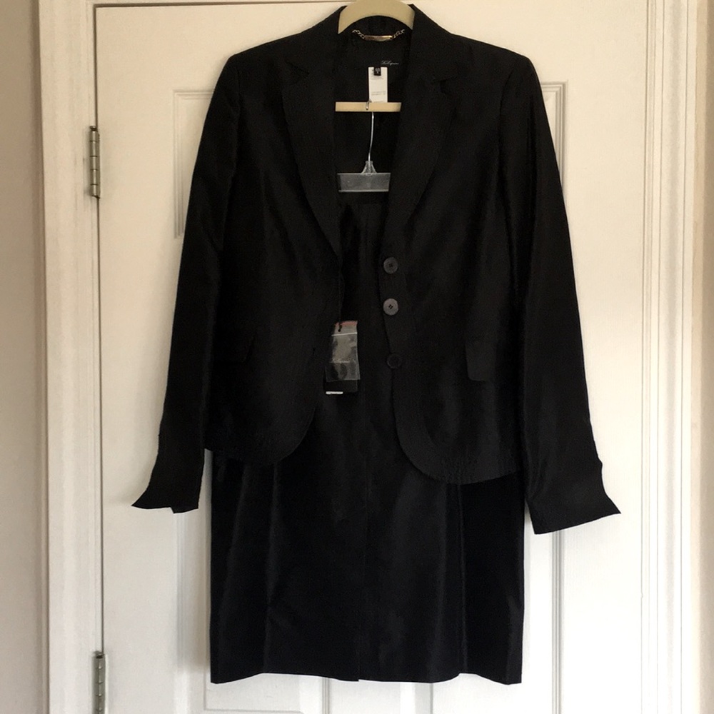 Les Copains Black Silk Suit